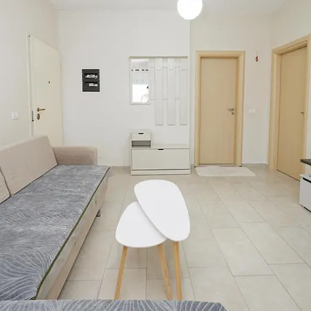 Apartamento Vlore Polisi i Vogel